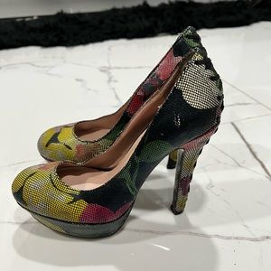 Betsy Johnson 👠 heels!